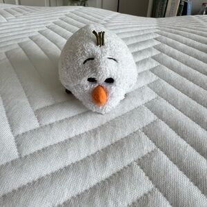 Disney Tsum Tsum Snowman Toy - White and Orange